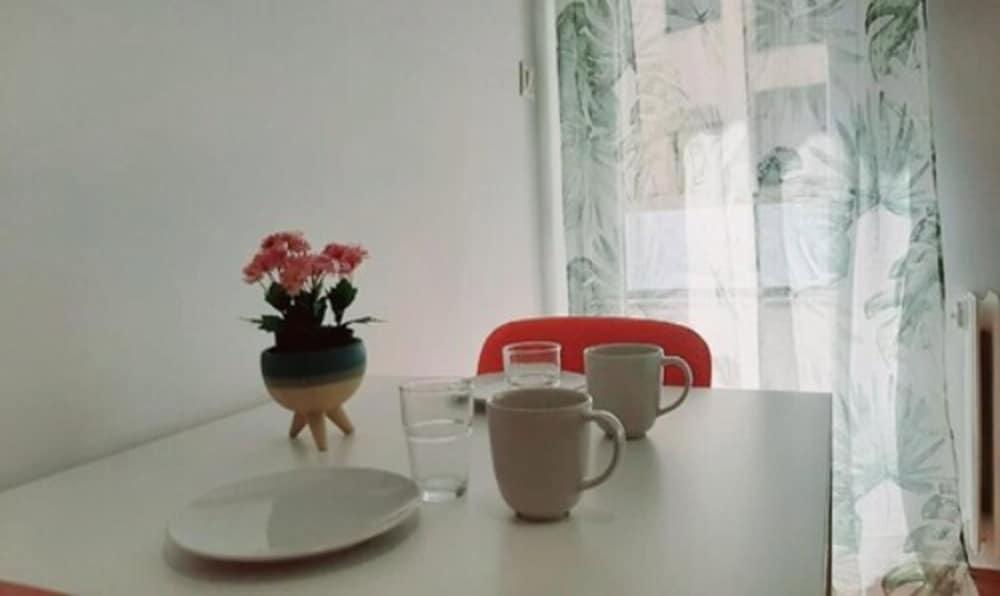 Arjori Rooms Hostal Salamanca Exterior photo