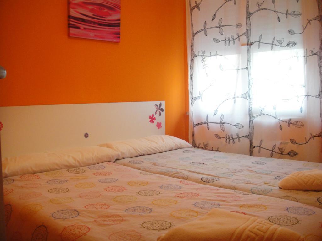 Arjori Rooms Hostal Salamanca Exterior photo