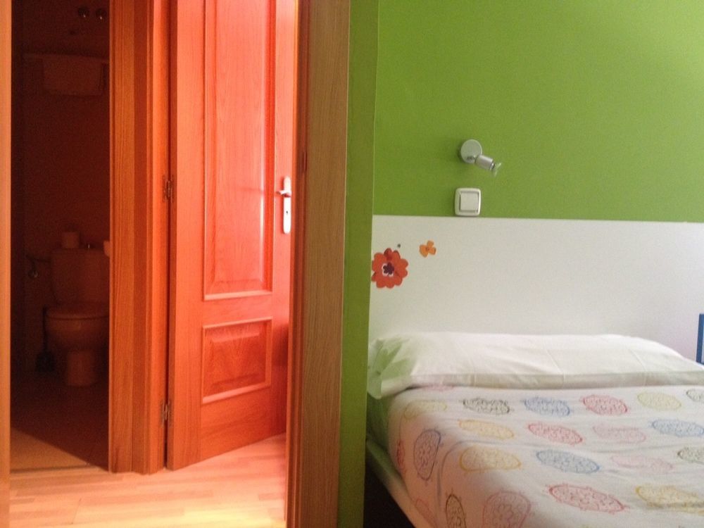 Arjori Rooms Hostal Salamanca Exterior photo