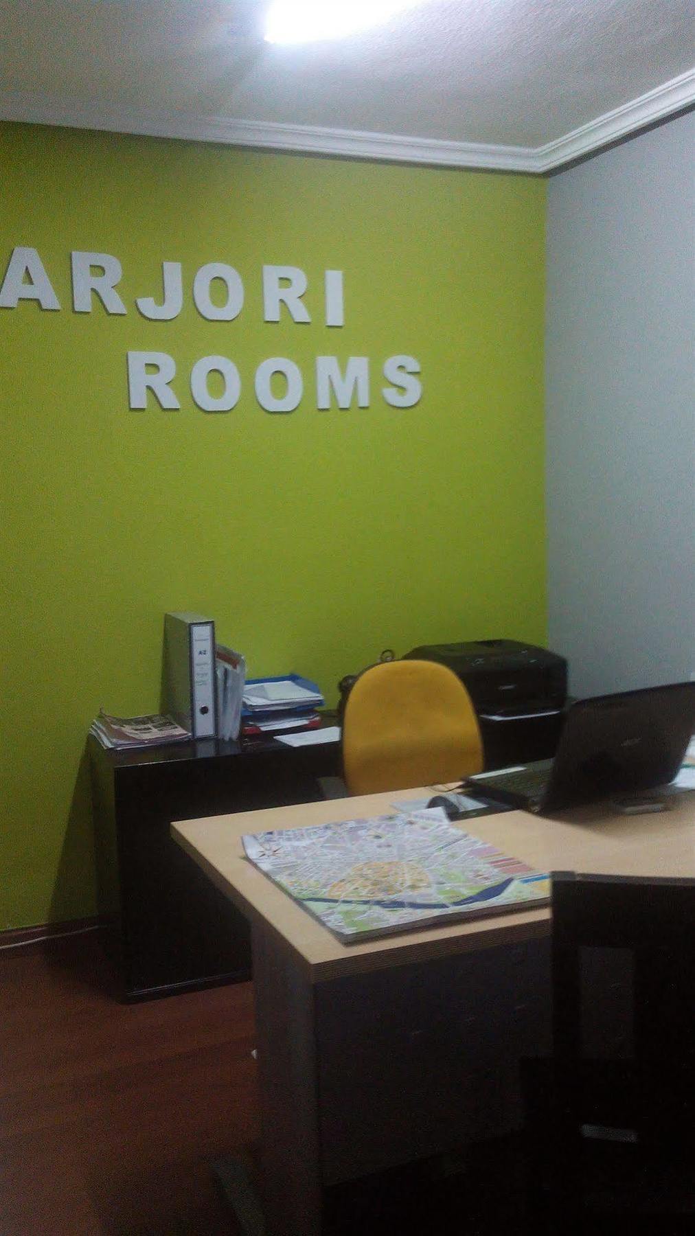 Arjori Rooms Hostal Salamanca Exterior photo